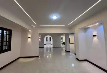 Corporate Branch For rent - 6 rooms - floor 0