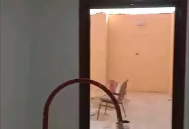 شقق للإيجار - 2 غرف - بالدور 0