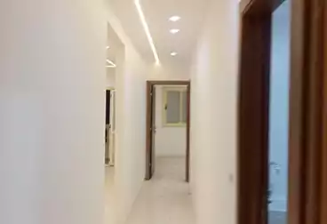 شقق للإيجار - 3 غرف - بالدور 4