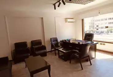 إداري للإيجار - 4 غرف - بالدور 7