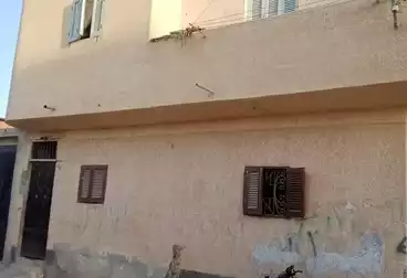 House / Home For sale - 3 rooms