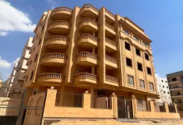 Apartments For sale - 3 rooms - floor 2