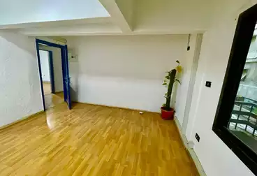 Offices For rent - 8 rooms - floor 2