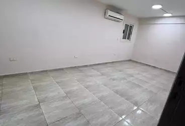 undefined undefined - 2 rooms - floor 5