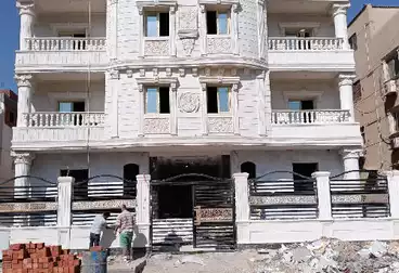 Apartments For sale - 3 rooms - floor 1