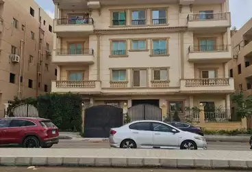 Apartments For sale - 3 rooms - floor 4