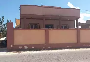 House / Home For sale - 2 rooms