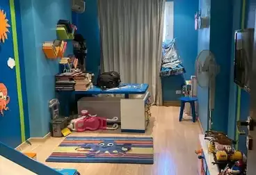 Apartments For sale - 7 rooms - floor 4