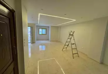 Apartments For rent - 3 rooms - floor 5