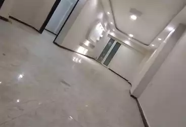 شقق للإيجار - 3 غرف - بالدور 1