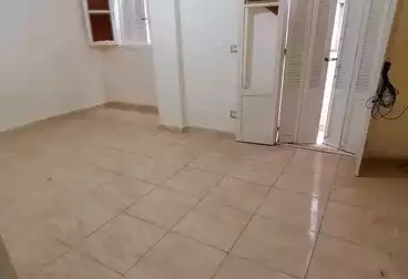 Apartments For sale - 2 rooms - floor 6