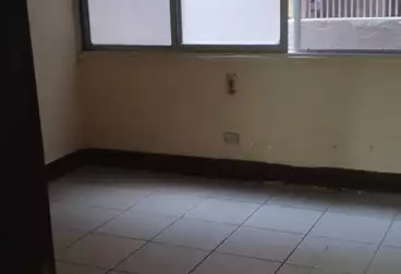 Apartments For sale - 3 rooms - floor 1
