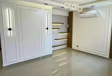 Apartments For sale - 3 rooms - floor 1