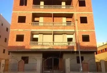 Apartment with Garden For sale - 3 rooms - floor 0