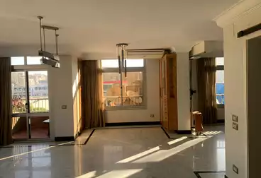 undefined undefined - 2 rooms - floor 5