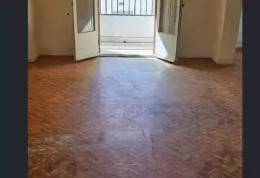 Apartments For sale - 2 rooms - floor 10