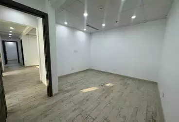 undefined undefined - 2 rooms - floor 5
