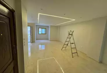 Apartments For rent - 3 rooms - floor 5