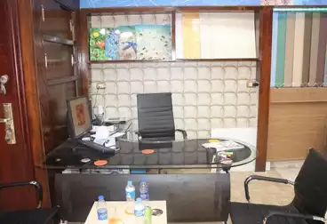 Commercial For sale - floor 0