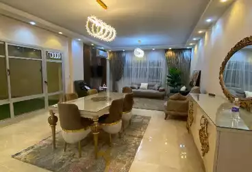 شقق مفروشة للبيع - 4 غرف - بالدور 4