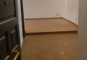 Apartments For sale - 3 rooms - floor 2