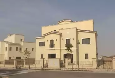 Separate Villa For sale - 5 rooms