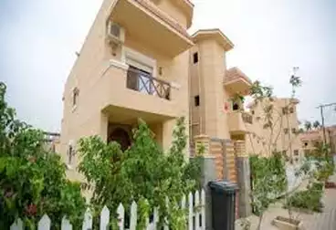 Twin House For sale - 5 rooms