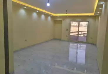 شقق للإيجار - 3 غرف - بالدور 0