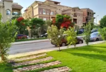 Apartments For sale - 4 rooms - floor 2