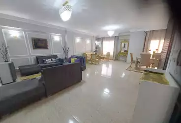 Furnished Apartment For rent - 3 rooms - floor 1