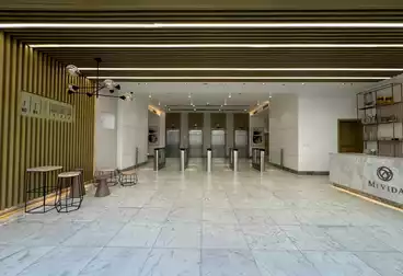 Administrative For rent - 5 rooms - floor 3
