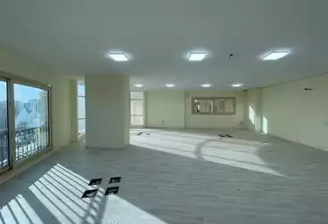 Offices For rent - 14 rooms - floor 3