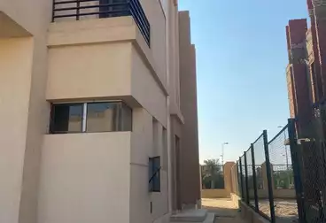 Twin House For sale - 4 rooms