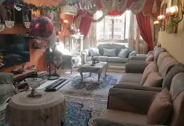 Apartments For sale - 3 rooms - floor 4