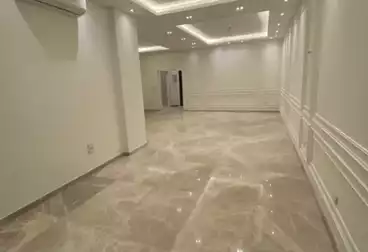 Apartments For sale - 3 rooms - floor 1