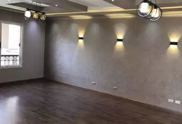 Apartments For sale - 3 rooms - floor 1