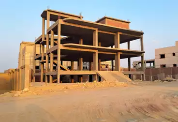 فيلا منفصلة للبيع - 5 غرف