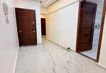 Apartments For sale - 3 rooms - floor 2