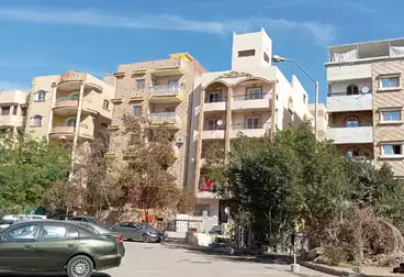 شقق للبيع - 3 غرف - بالدور 2