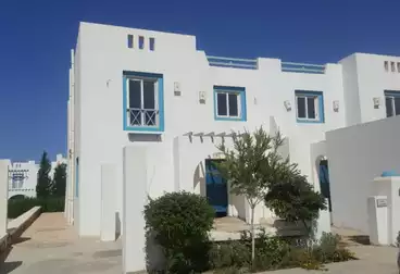 شاليه بحديقة للبيع - 2 غرف - بالدور 0