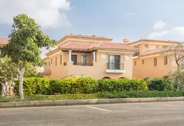 Separate Villa For sale - 5 rooms