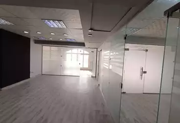 Administrative For rent - 6 rooms - floor 3