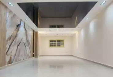 Apartments For sale - 3 rooms - floor 1