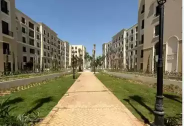 Apartment with Garden For sale - 2 rooms - floor 0