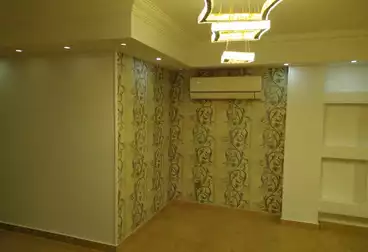 عقارات للإيجار - 5 غرف