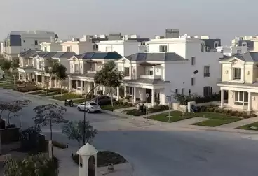 فيلا منفصلة للبيع - 5 غرف