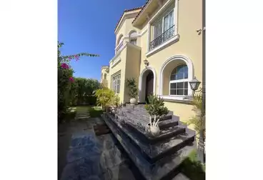 Separate Villa For sale - 6 rooms