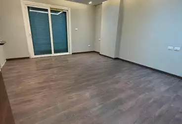 undefined undefined - 2 rooms - floor 3