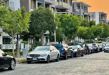 Apartments For sale - 3 rooms - floor 4