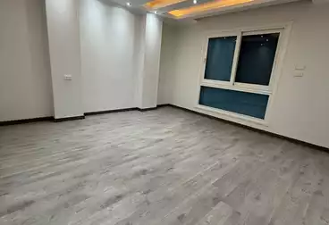 Apartments For sale - 3 rooms - floor 5